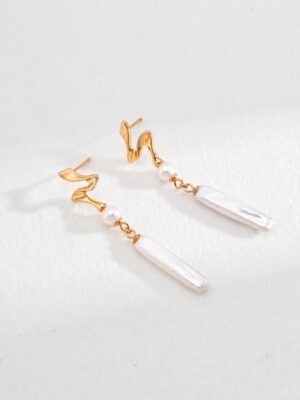 Natural pearl earrings 116251